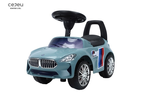 Passeio no impulso ao longo dos brinquedos da aprendizagem interativa do carro para meninas dos meninos das crianças